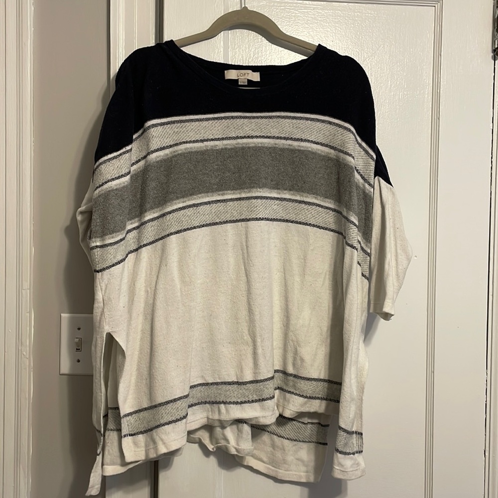 LOFT 3/4 sleeve shirt. Very flowy. Like a poncho. Size S